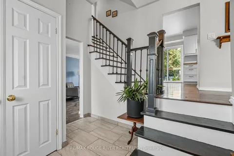 326 Lakeshore Drive, ON K9A 1R7