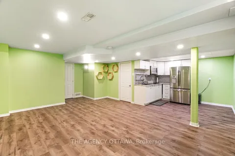 70 Appledale Drive, ON K2J 4W6