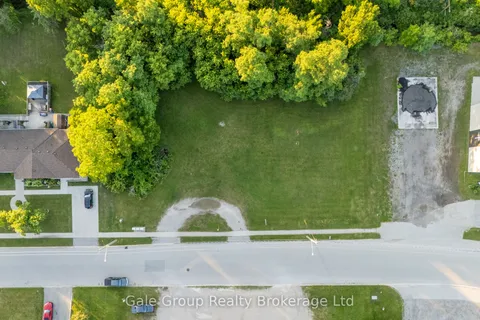 877 Dufferin Street, ON N4S 1Y8