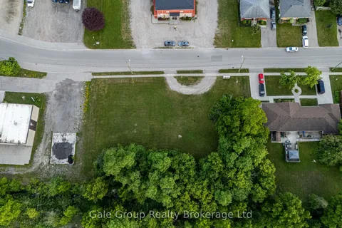 877 Dufferin Street, ON N4S 1Y8