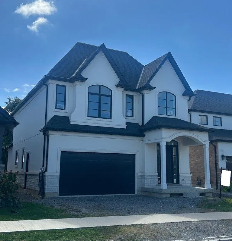 21 Ivy Crescent, ON L2V 0J9