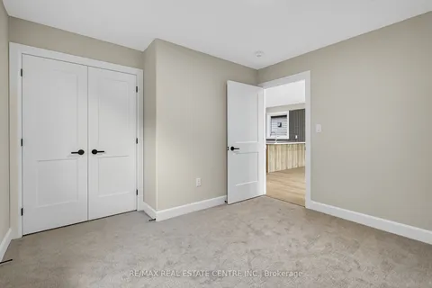 93 Moonstone Crescent, ON N7M 0S2