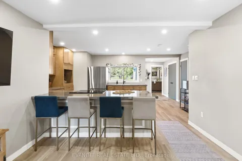 76 Bond Street, ON K0M 1N0