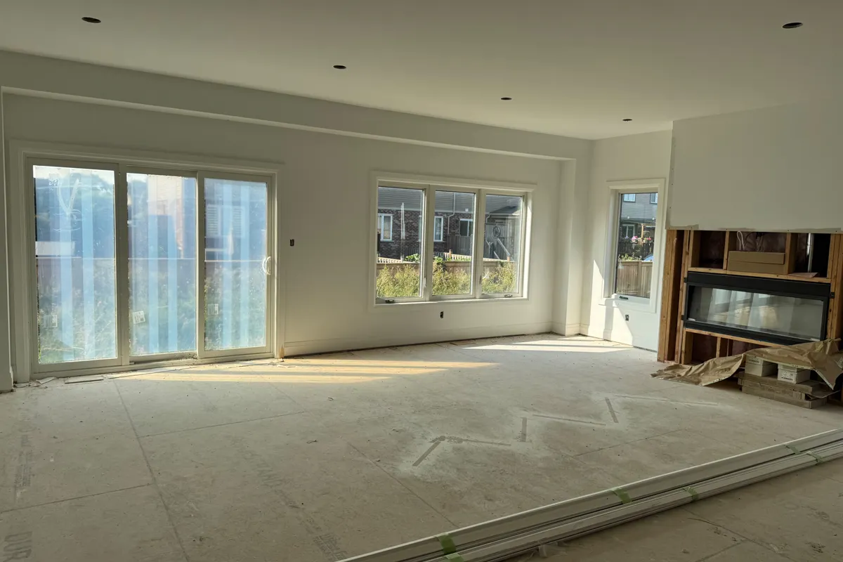 8872 ANGIE Drive, ON L2H 0H9