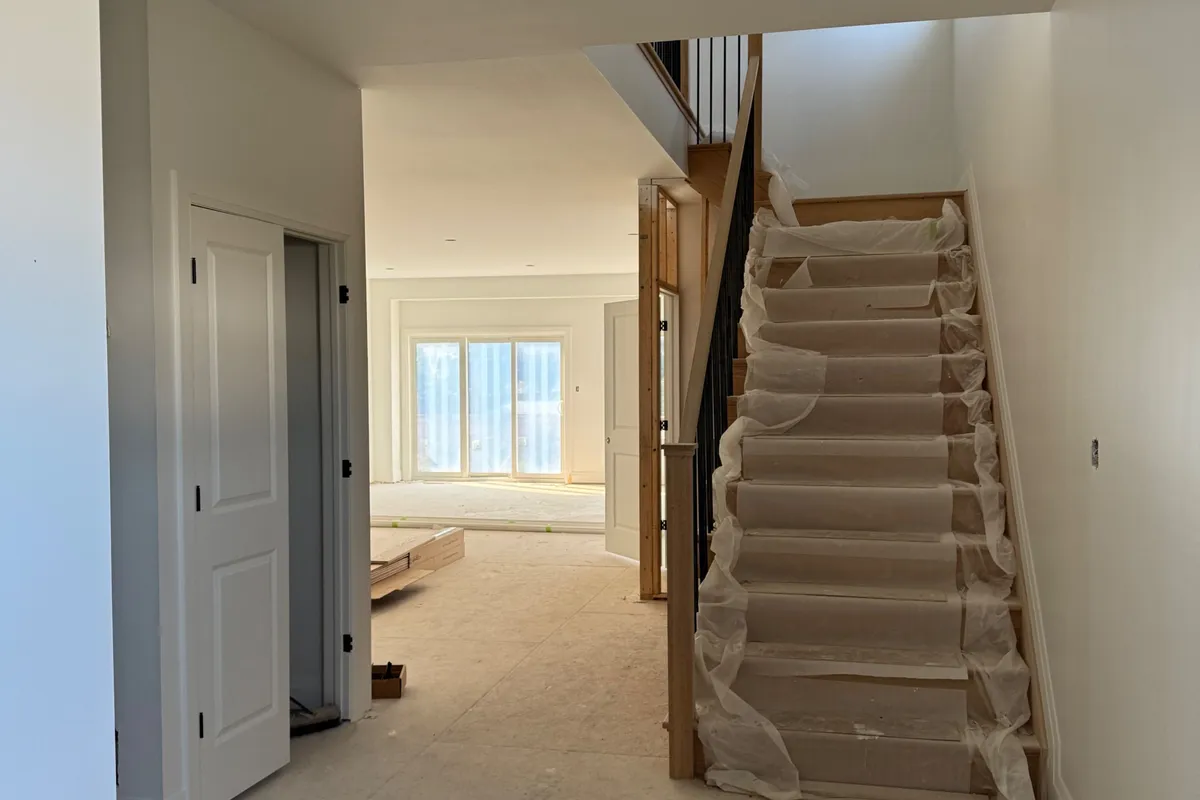 8872 ANGIE Drive, ON L2H 0H9