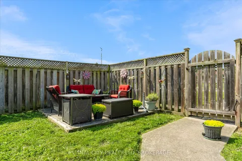 72 Maitland Street, ON L2V 3A9