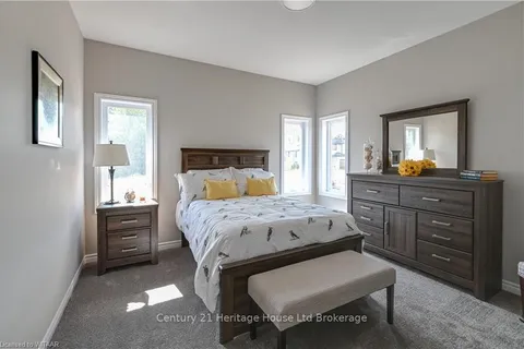 46 MATHESON Crescent, ON N0J 1M0