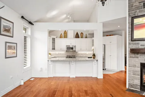 333 Milla Court, ON N2L 6N4