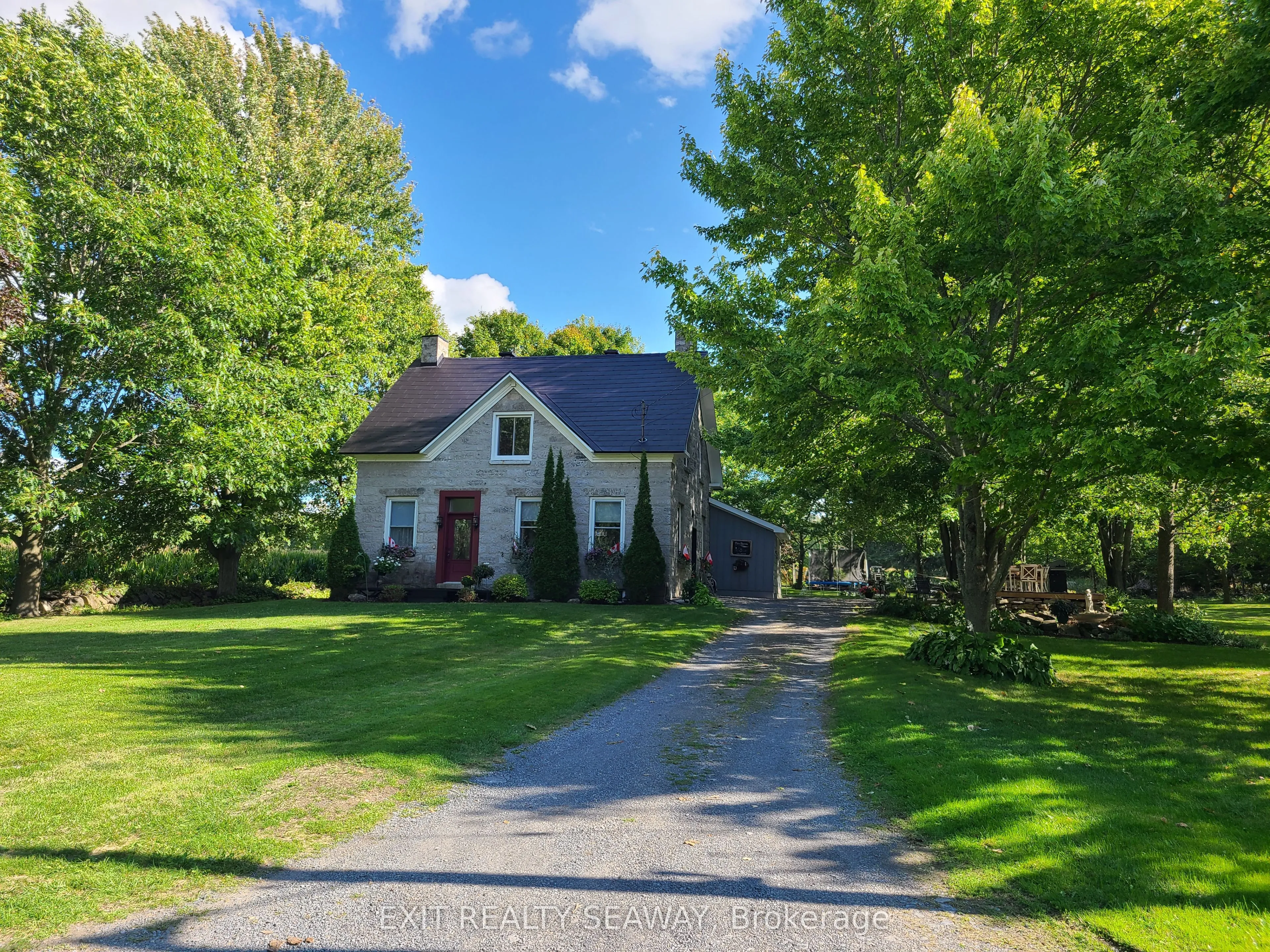 18199 Street Road, ON K6H 5R6