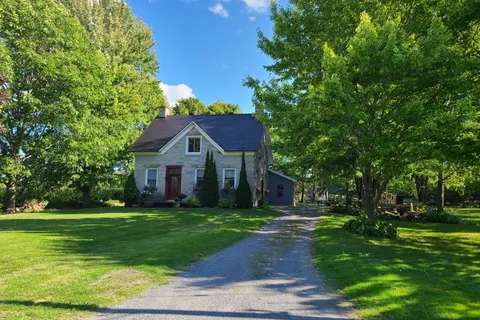 18199 Street Road, ON K6H 5R6