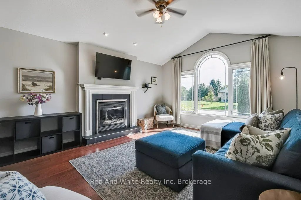 395 Bell Street, ON N0G 2P0