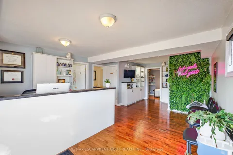 233 Garrison Road, ON L2A 1M8