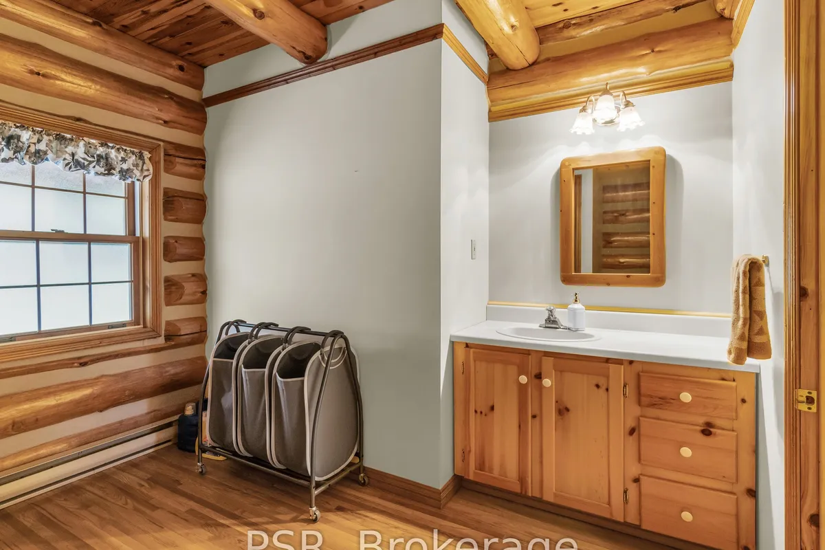 1040 Amelia Crescent, ON P0E 1G0