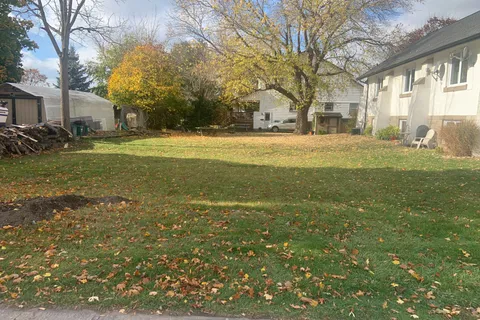 W/S Fielden Avenue, ON L3K 4V4