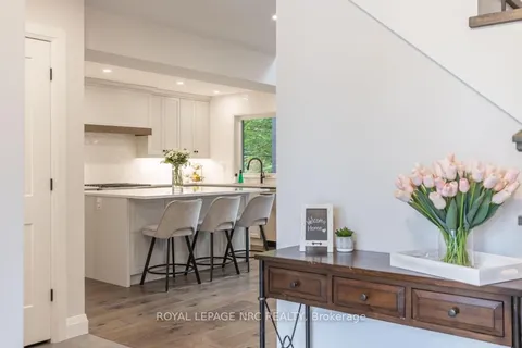 12 Scottdale Court, ON L0S 1E3