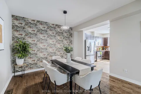 55 Emerald Pond Private, ON K1T 0C3