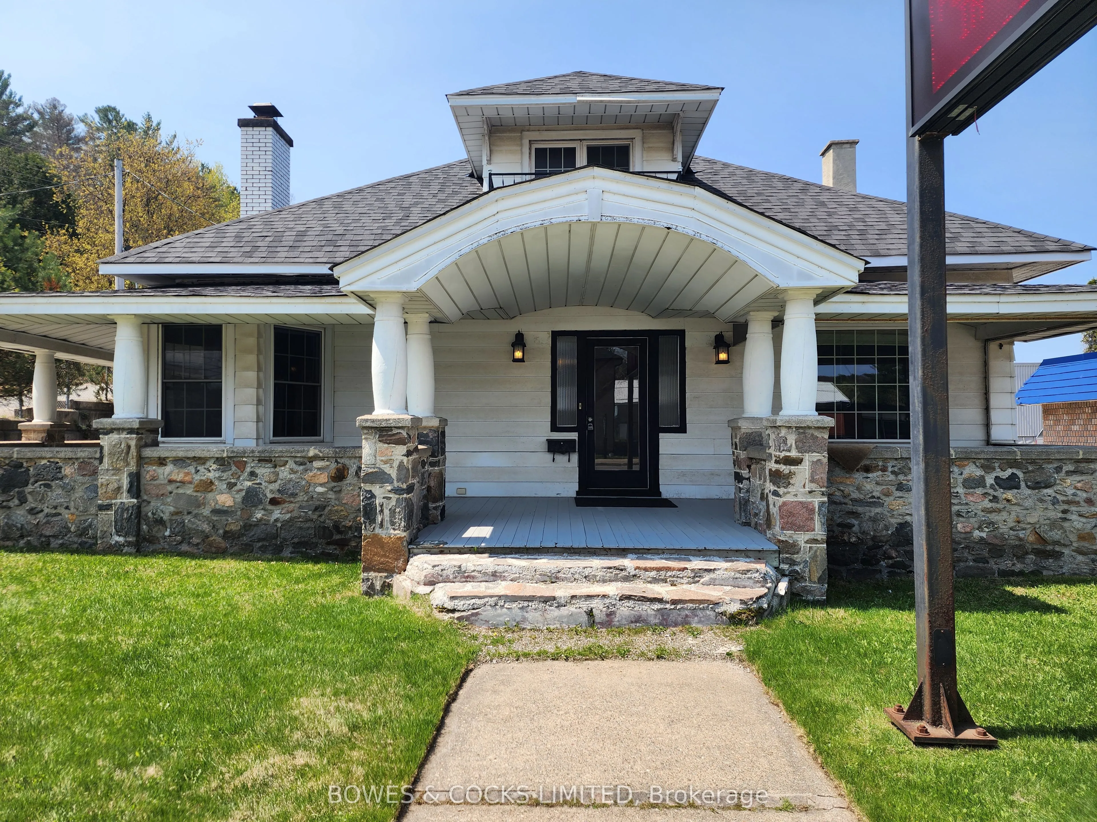 124 Maple Avenue, ON K0M 1S0