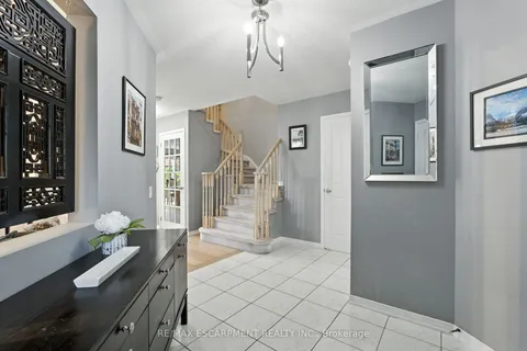 88 Grindstone Way, ON L9H 7B5