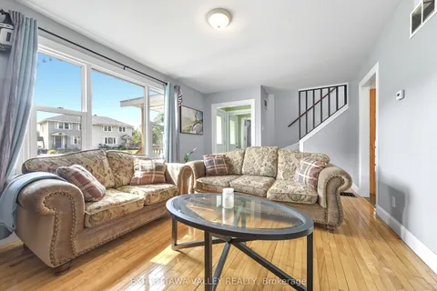 6 Faraday Crescent, ON K0J 1P0