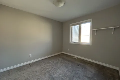 166 Nepeta Crescent, ON K1T 0S5