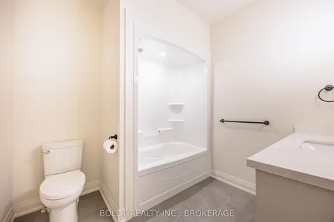 1051 PELHAM Street, ON L3C 3E4