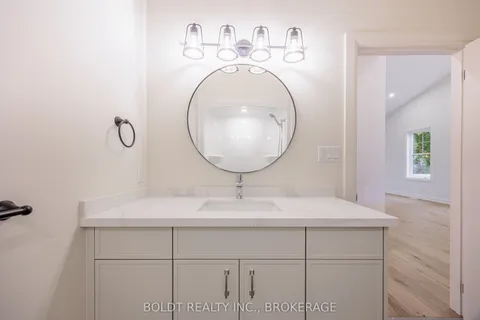 1051 PELHAM Street, ON L3C 3E4