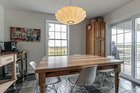 1281 Scotland Drive, ON N6N 1L1