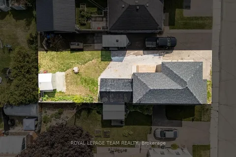 47 Bonnechere Street, ON K7V 1Y8