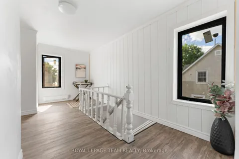 47 Bonnechere Street, ON K7V 1Y8