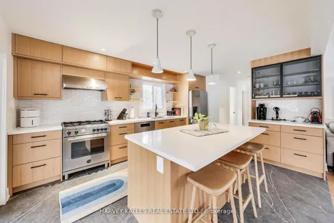 1002 Chippawa Avenue, ON P1P 1R1