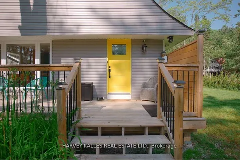 1002 Chippawa Avenue, ON P1P 1R1