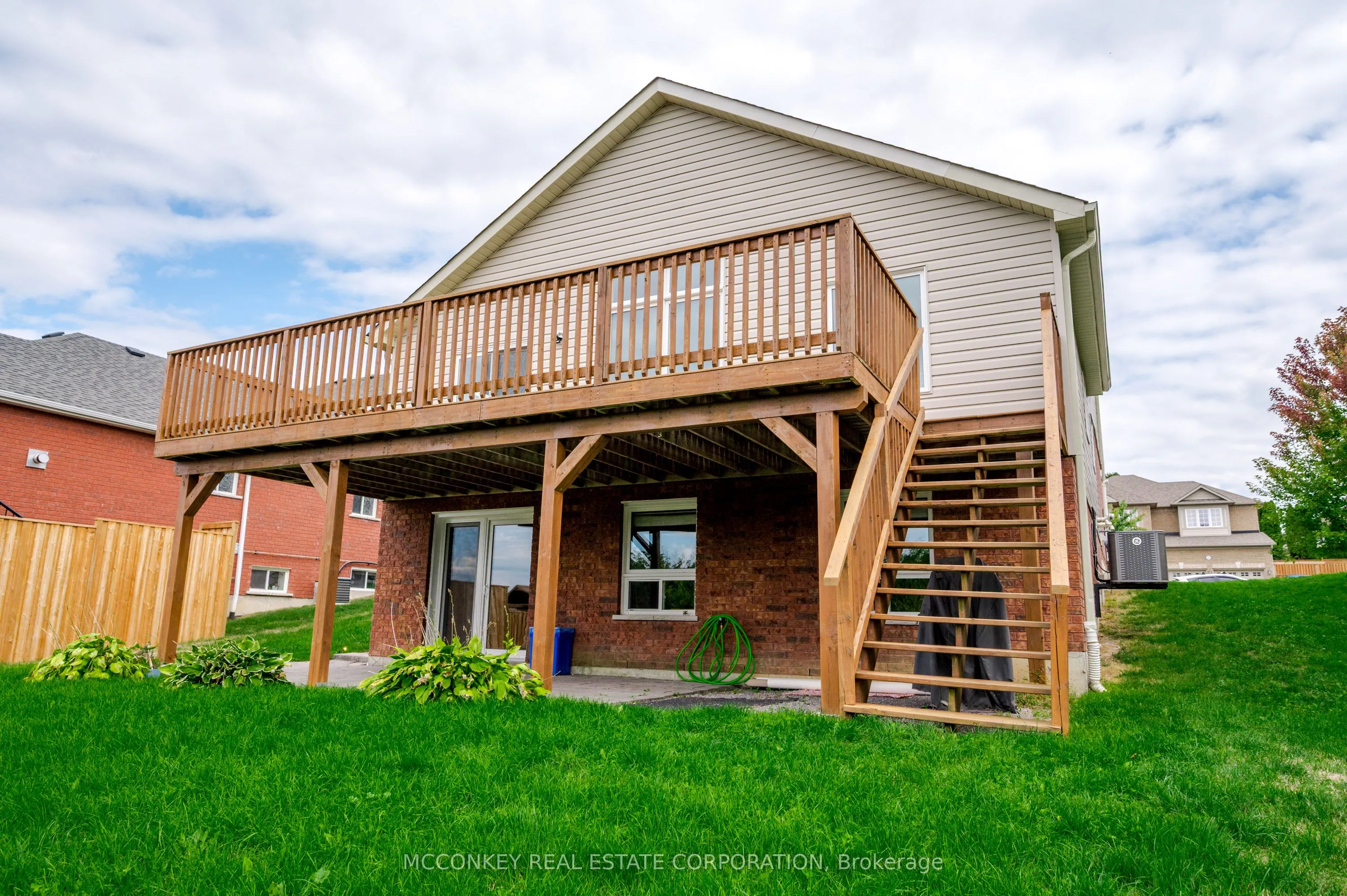 1563 Scollard Crescent, ON K9H 0A8