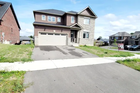 5 Oriole Crescent, ON L3K 6E2