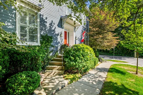 64 Augusta Street, ON L1A 1G9