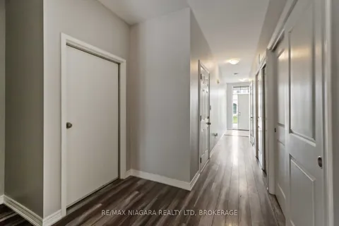 81 Grove Street, ON L3B 4B3