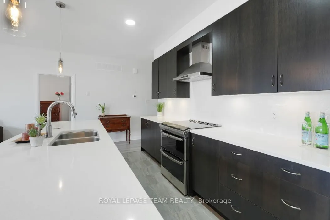 818 Companion Crescent, ON K4M 0X1