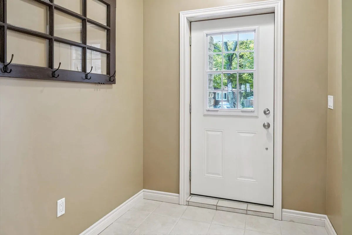 69 Woodchester Avenue, ON P1L 1H9