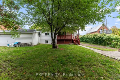 84 Bank Street, ON K7V 2E2