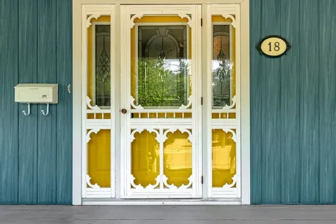 18 QUEEN Street, ON K0K 2T0