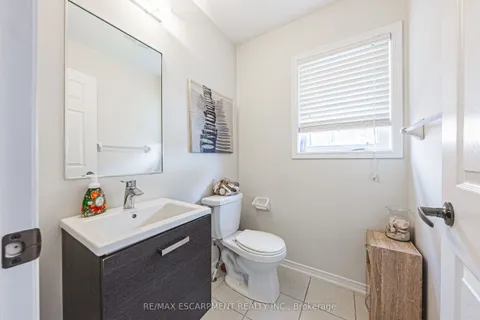 8258 Tulip Tree Drive, ON L2H 0N4