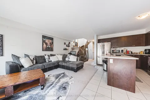 8258 Tulip Tree Drive, ON L2H 0N4