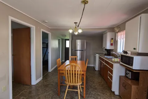 118 Front Street, ON K0L 1Y0