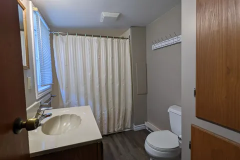 118 Front Street, ON K0L 1Y0