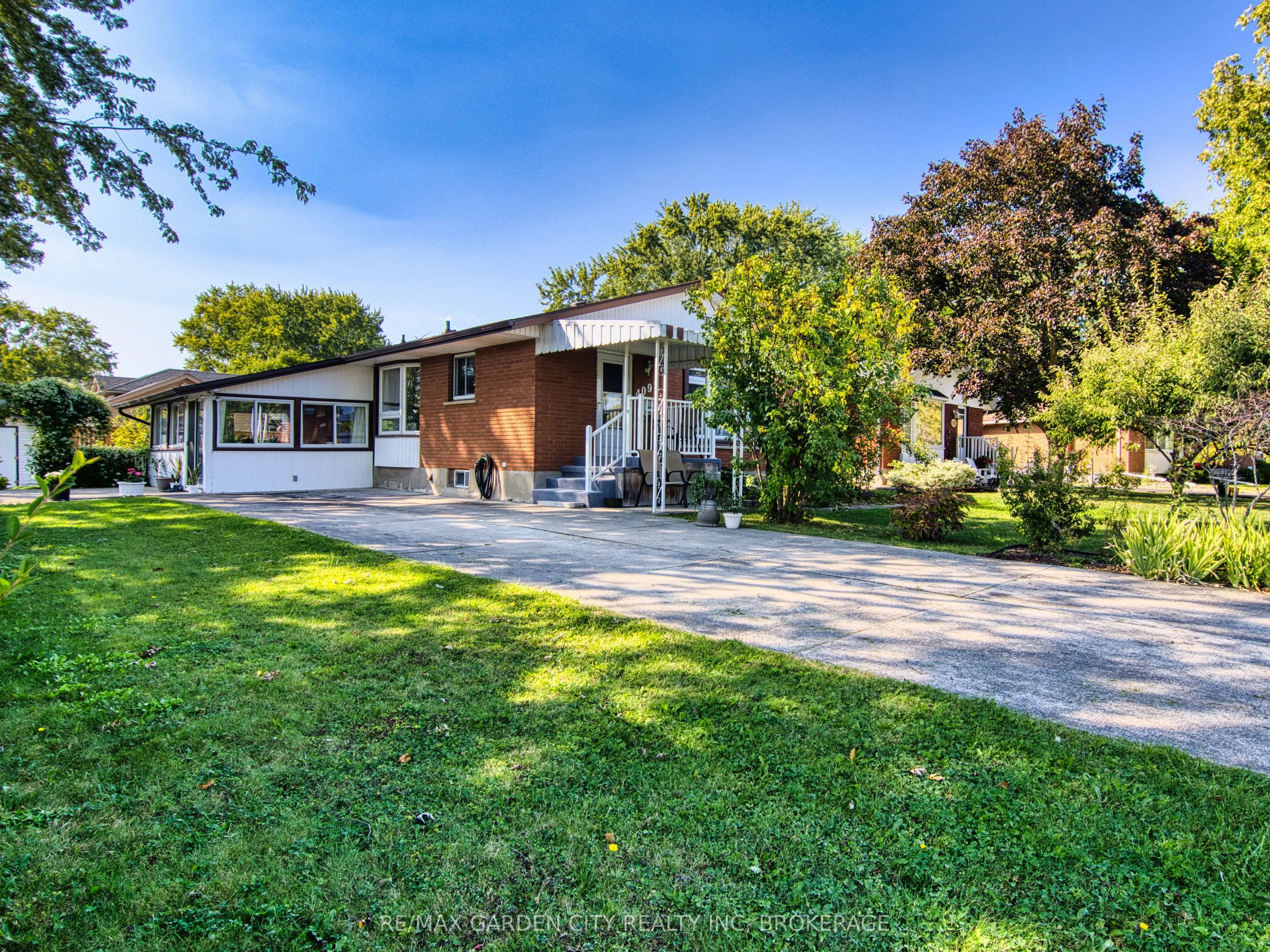 4095 Montcalm Crescent, ON L2G 6M1