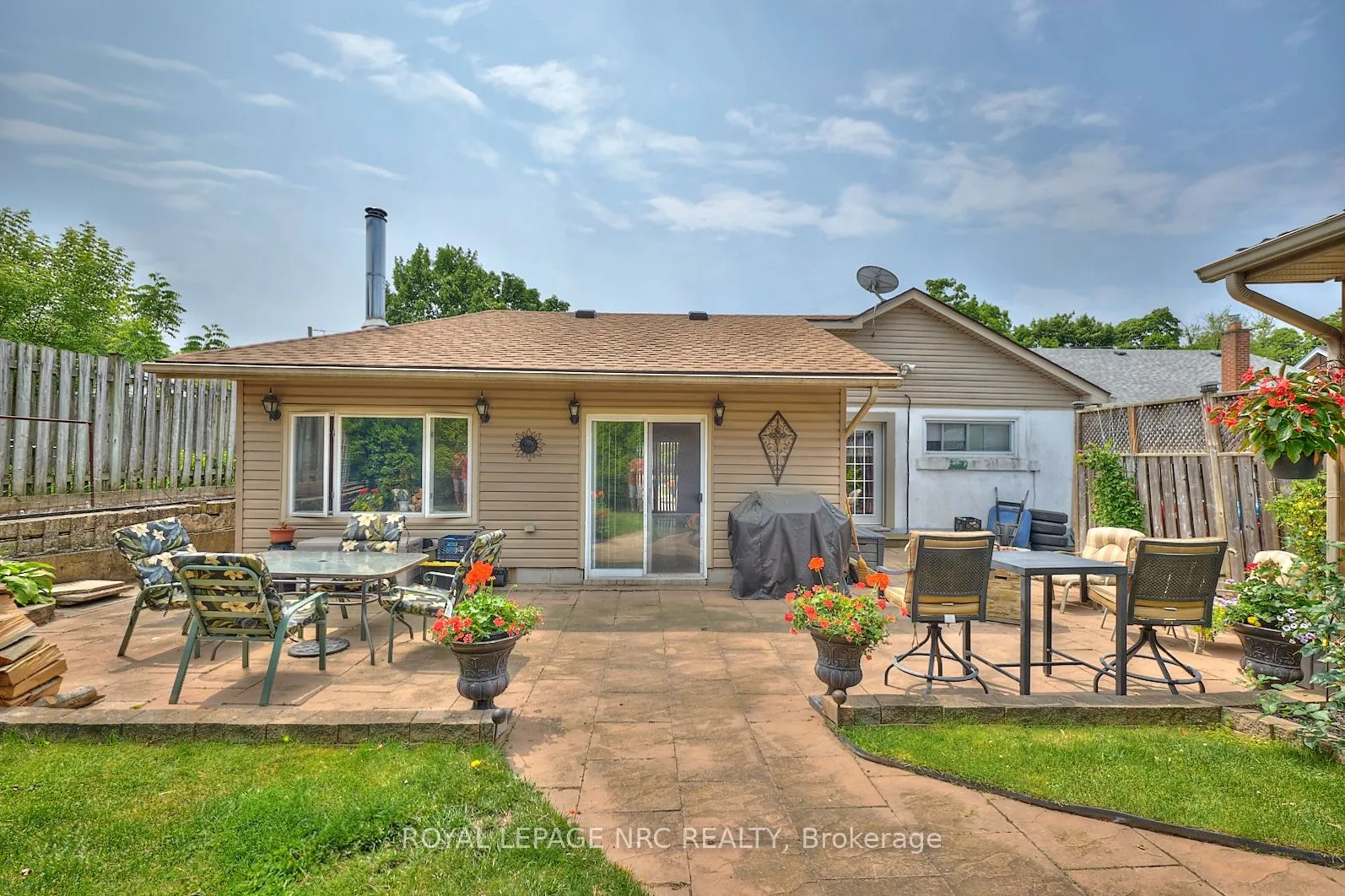 6947 GARDEN Street, ON L2G 1H8