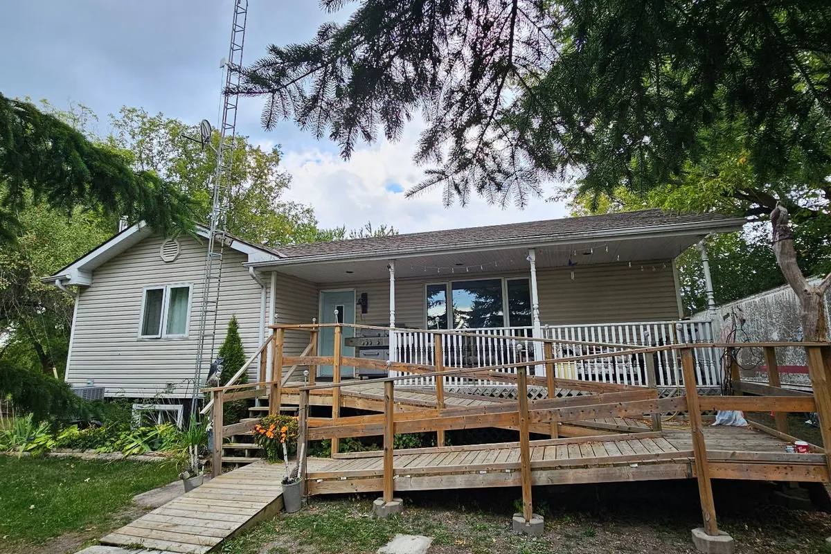 609 LOWER SLASH Road, ON K0K 1X0