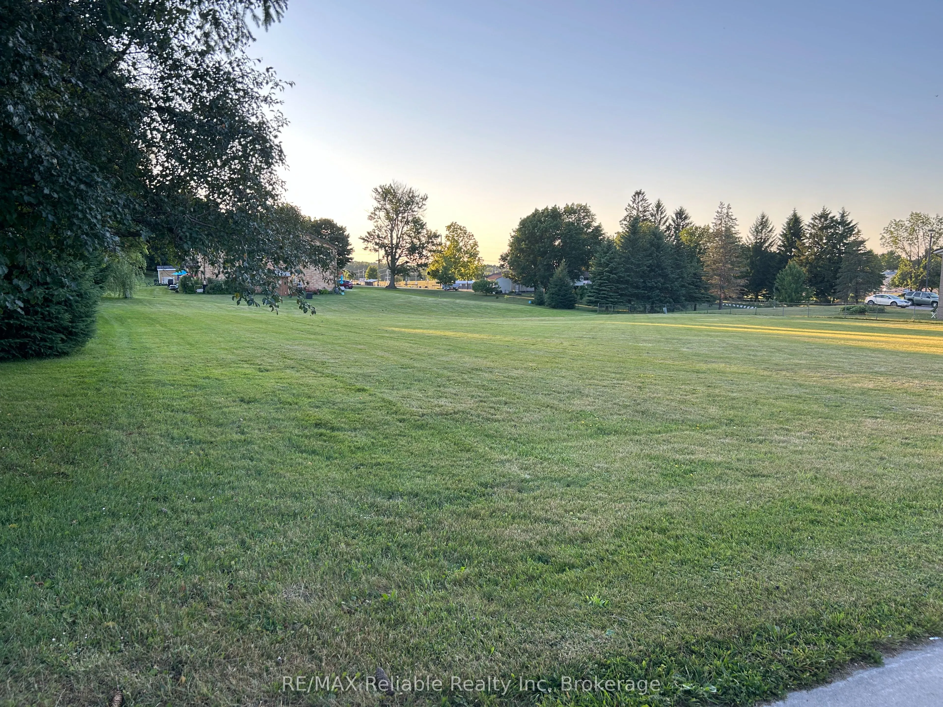 PL 173 PTS 1&2 Queen Street, ON N0M 1H0