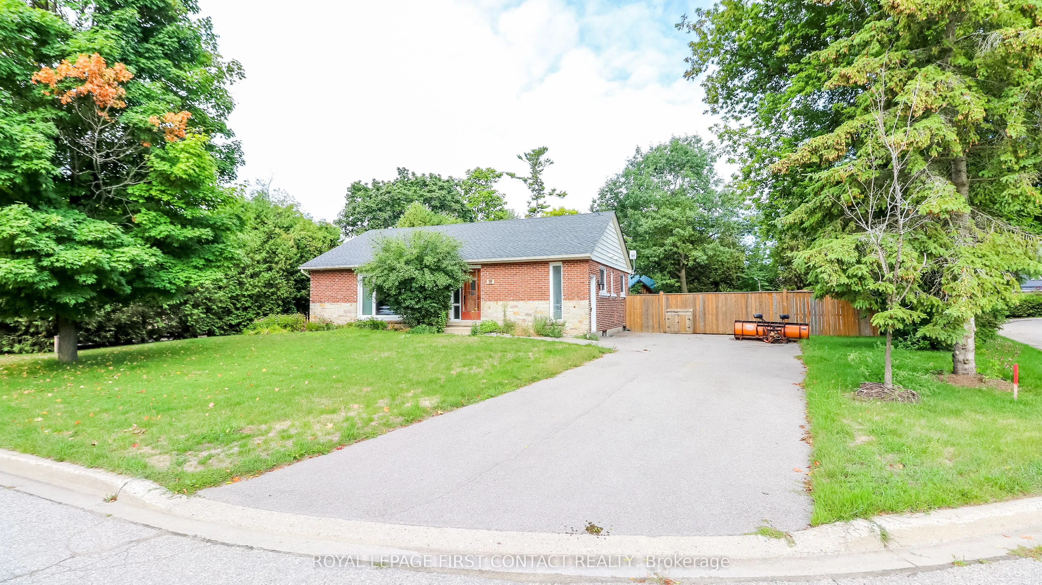 18 Carberry Street, ON N0B 1T0