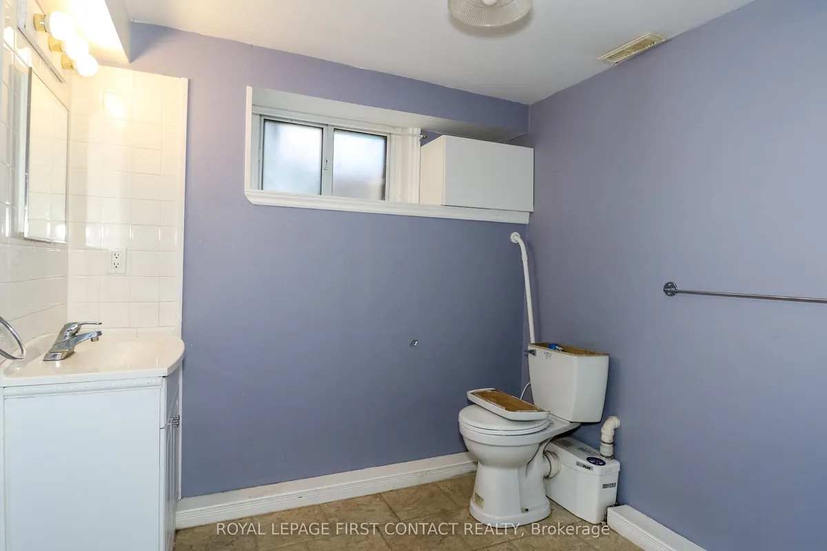 18 Carberry Street, ON N0B 1T0