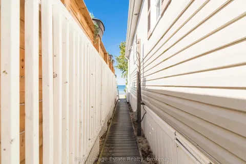 25 7th Avenue, ON N0H 2G0